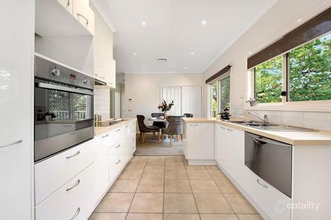 Property photo of 4 Protea Close Croydon VIC 3136