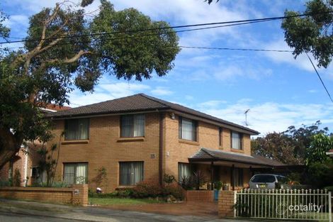 15 Queensbury Rd, Penshurst, NSW 2222