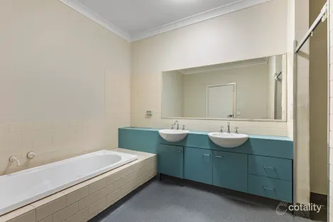 Property photo of 15 Tyler Street Sunshine VIC 3020