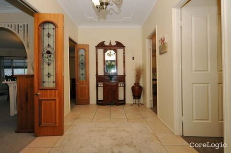 Property photo of 16 Rowland Court Gowrie Mountain QLD 4350