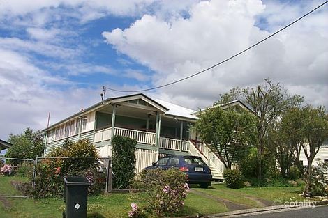 4 Palm Ave, Fairfield, QLD 4103