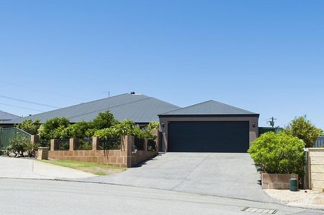 4 Fisher Pl, Bull Creek, WA 6149