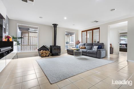 Property photo of 34 Cover Drive Sunbury VIC 3429