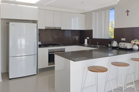 Property photo of 9/3-4 Harvey Place Toongabbie NSW 2146
