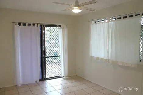 Property photo of 27 Melaleuca Street Slade Point QLD 4740
