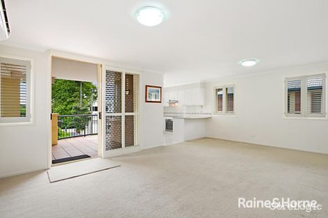 Property photo of 7/9 Jerdanefield Road St Lucia QLD 4067