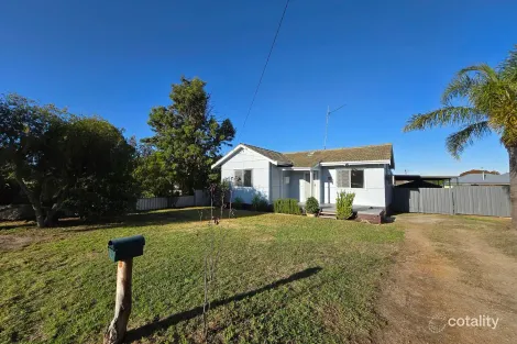 14 Bowden Tce, Katanning, WA 6317