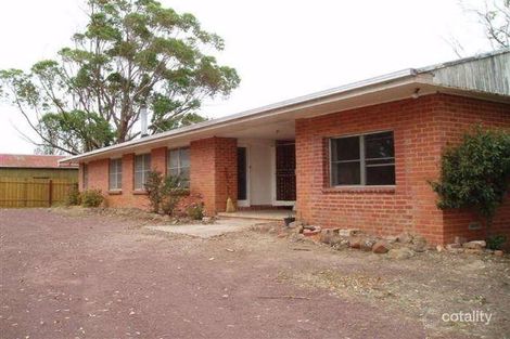 74 Simons Hill Rd, Darraweit Guim, VIC 3756