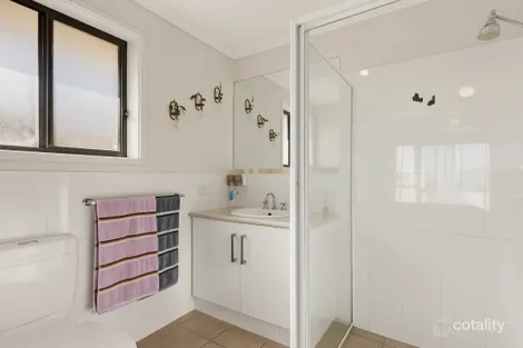 Property photo of 5 Queenscliff Drive Seaford Rise SA 5169
