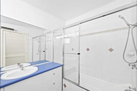 Property photo of 11 Rifle Range Road Mount Lofty QLD 4350