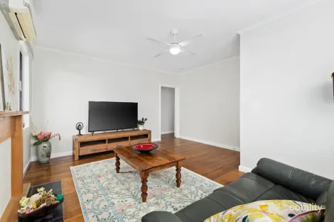 Property photo of 52 Newman Crescent Traralgon VIC 3844