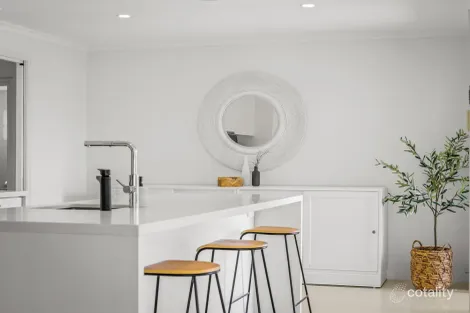 Property photo of 12 Queenscliff Crescent Robina QLD 4226