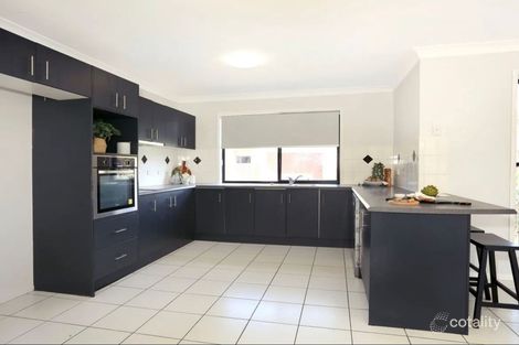 Property photo of 2 Felix Court Merrimac QLD 4226