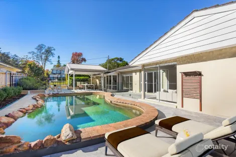 Property photo of 6 Karoom Avenue St Ives NSW 2075