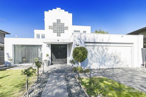 696 Hampton St, Brighton, VIC 3186