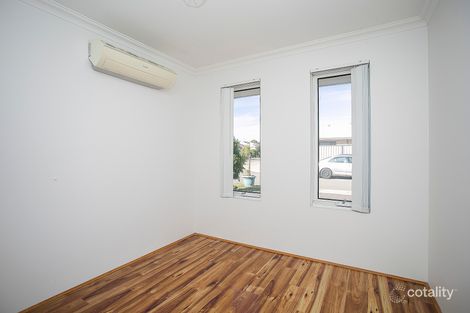 Property photo of 80 Panozza Circle Maddington WA 6109