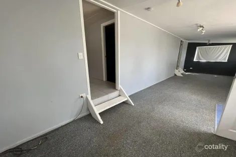 Property photo of 90 Opal Street Lightning Ridge NSW 2834