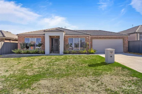 Property photo of 12 Brahman Drive Delacombe VIC 3356