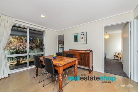 Property photo of 6 Bailes Court Wanniassa ACT 2903