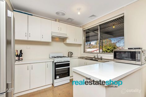 Property photo of 6 Bailes Court Wanniassa ACT 2903