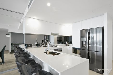 Property photo of 11304/5 Harbour Side Court Biggera Waters QLD 4216