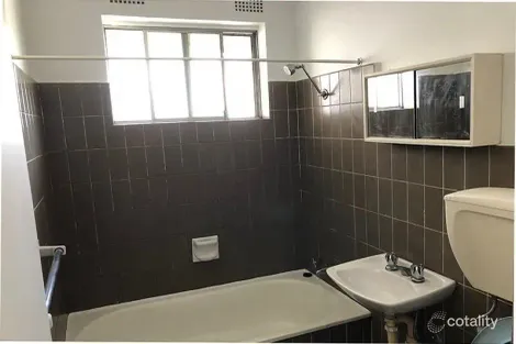 Property photo of 4/8 Ruby Street Carramar NSW 2163
