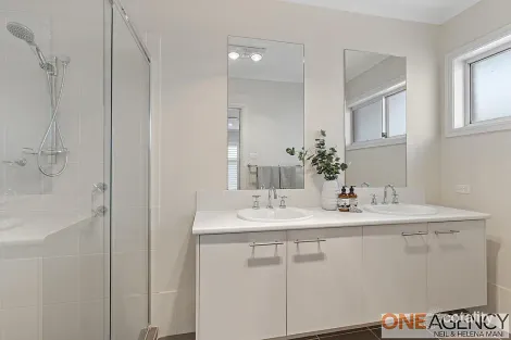 Property photo of 80 Coolawin Circle Narara NSW 2250