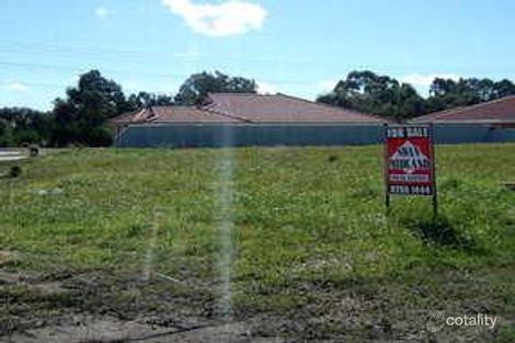 5 Fountain Tce, Bennett Springs, WA 6063