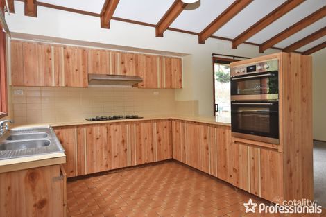 Property photo of 10 Anthony Drive Chirnside Park VIC 3116