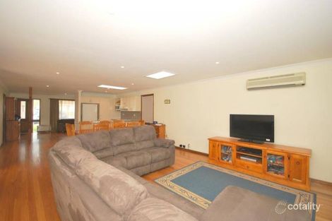 Property photo of 10 Hayter Close Kariong NSW 2250