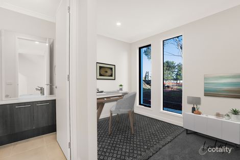 Property photo of 16 Furphy Walk Kalkallo VIC 3064