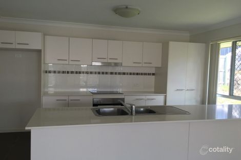 Property photo of 62 McLachlan Circuit Willow Vale QLD 4209