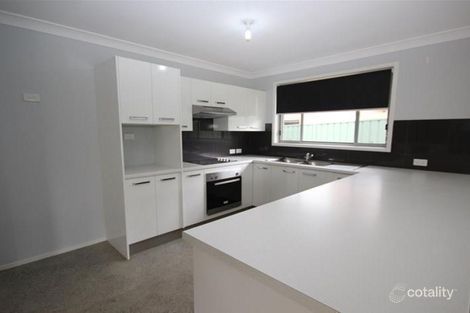 Property photo of 13 Warwick Avenue Mannering Park NSW 2259