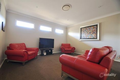 Property photo of 3 Hilton Place Dubbo NSW 2830