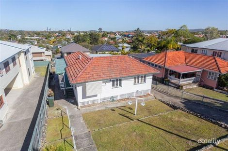 12 Aveling St, Wavell Heights, QLD 4012