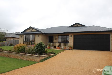 Property photo of 24 Hinchliffe Drive Kearneys Spring QLD 4350
