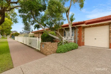 8B HOLTON ST, GLENSIDE, SA 5065