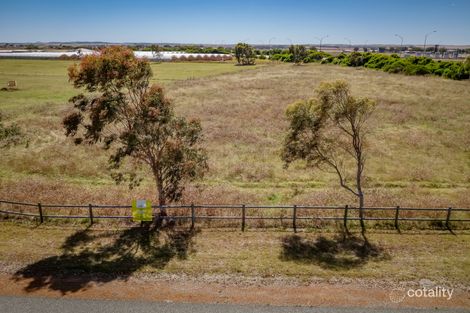 136 Eastlyn Dr, Deepdale, WA 6532