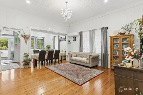 Property photo of 111 Brisbane Road Riverview QLD 4303