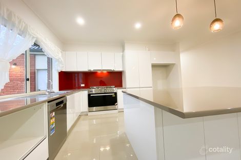 Property photo of 3 Gainsborough Drive Craigieburn VIC 3064