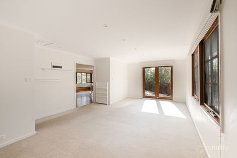 Property photo of 12 Munro Street Curtin ACT 2605