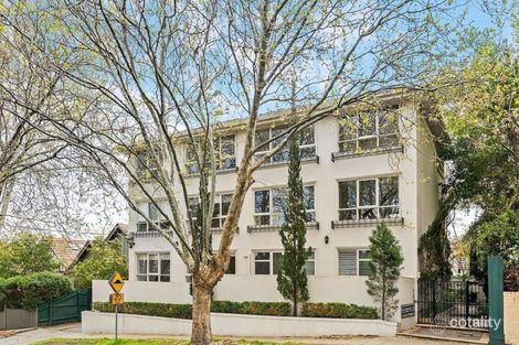 2/18 Burns St, Elwood, VIC 3184