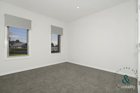 Property photo of 2/1 Sylvan Avenue Medowie NSW 2318