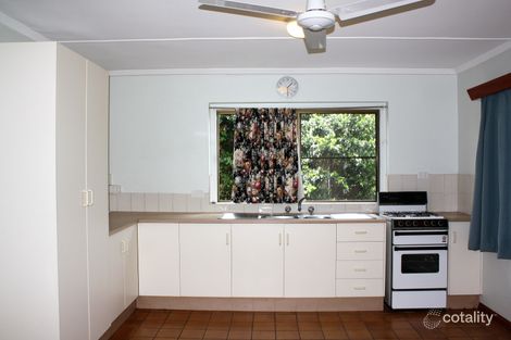 2/237 Aumuller St, Westcourt, QLD 4870