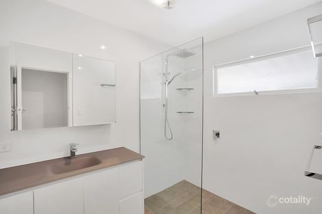 Property photo of 1 Brierty Street Wynnum West QLD 4178