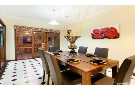 Property photo of 17 Royston Avenue Berwick VIC 3806