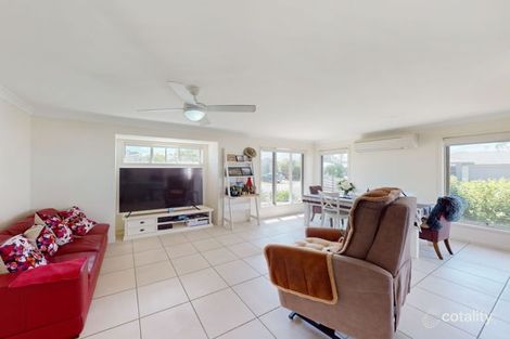 Property photo of 19 Eagleton Crescent Leichhardt QLD 4305