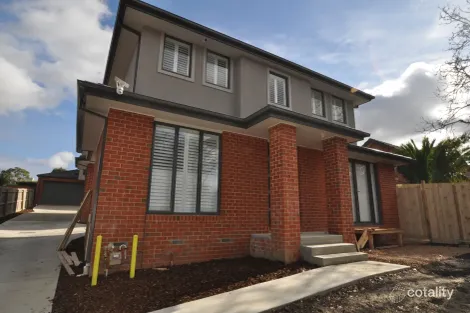 1/215 Elgar Rd, Surrey Hills, VIC 3127