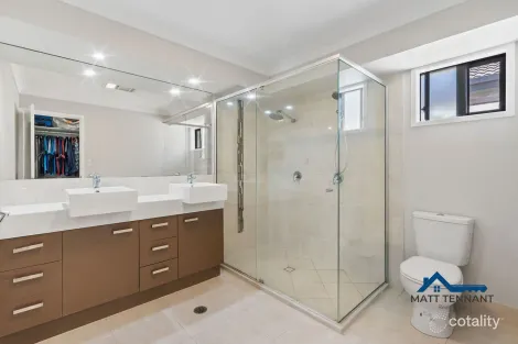 Property photo of 24 Sapium Road Redland Bay QLD 4165