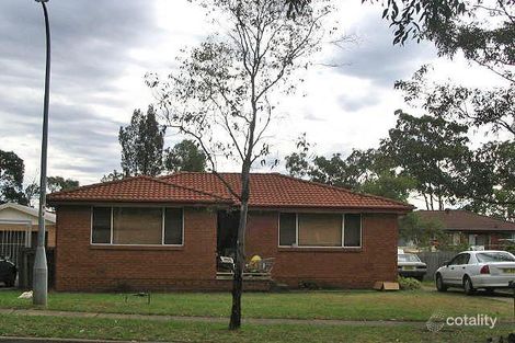 35 Gerald Cres, Doonside, NSW 2767